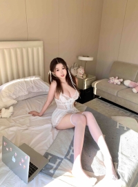 高檔茶：古馳 163 E 45 21歲 童顔巨乳 三點粉嫩 女友式服務 配合度高 超熱情主動